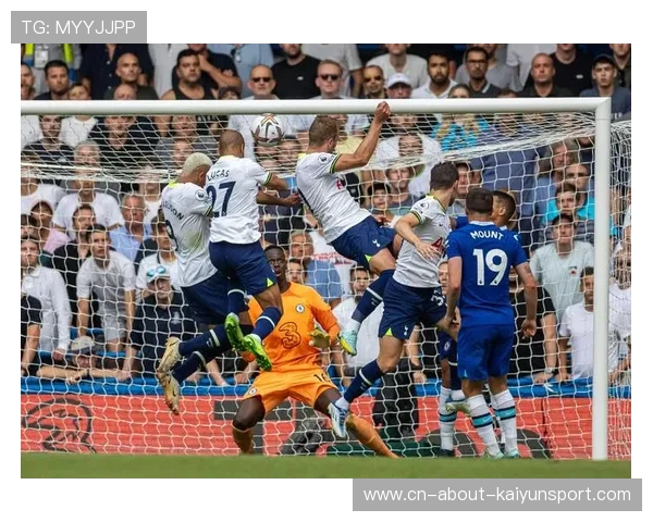 补时绝杀梦碎，切尔西主场憾平热刺！图赫尔怒批裁判引发热议，图赫尔执教切尔西第一场比赛